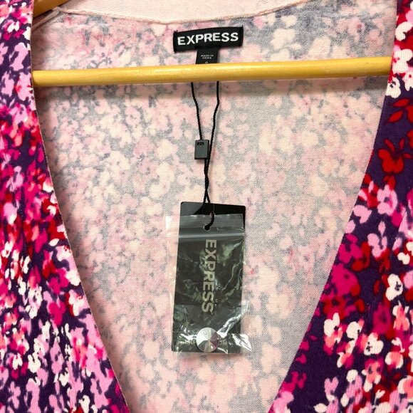EXPRESS Floral Cardigan NWT Long Sleeve Petal Pink Red Purple Size Small New - Picture 2 of 7
